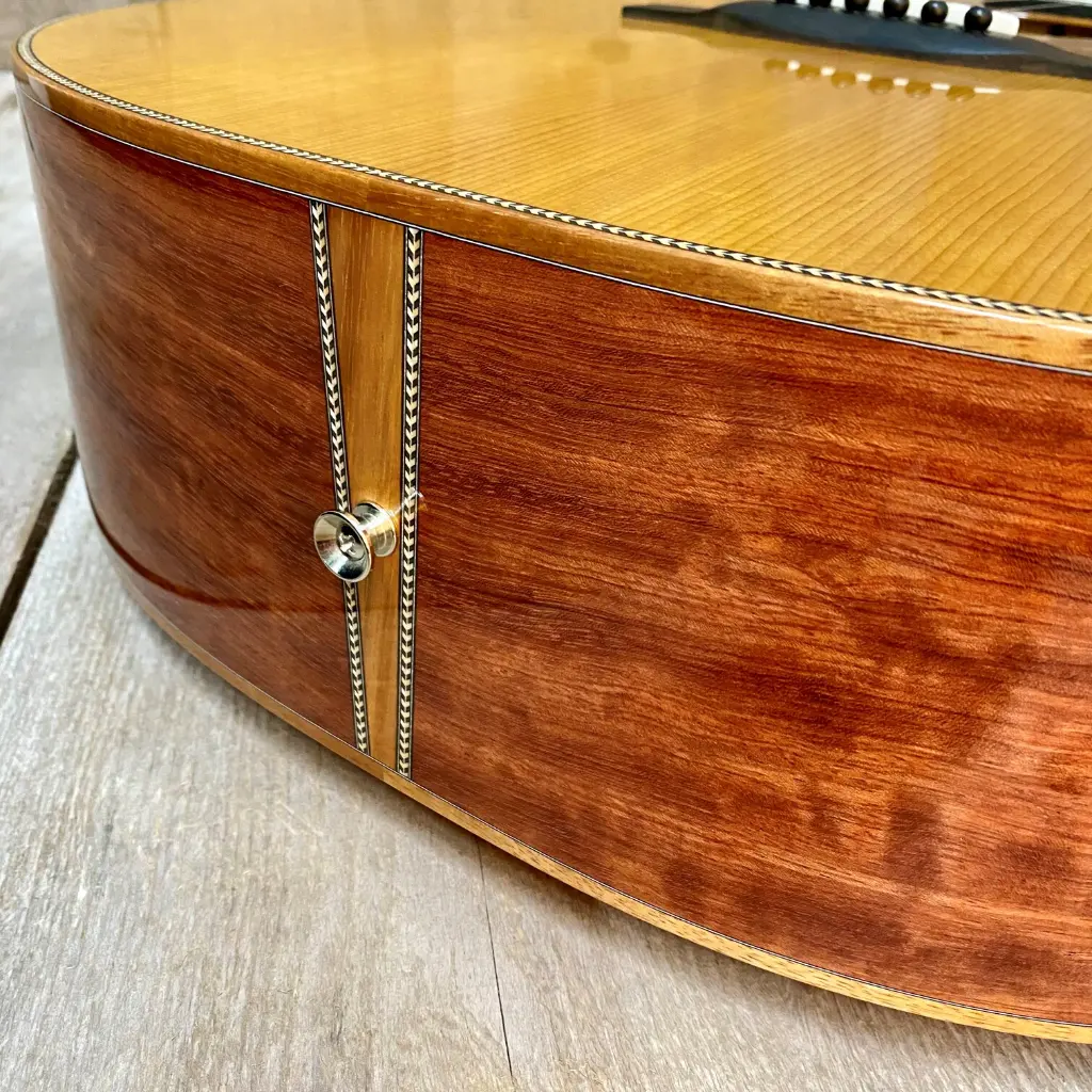 Boucher SG-22-MV Acoustic Guitar Strap Pin Bubinga Side .webp