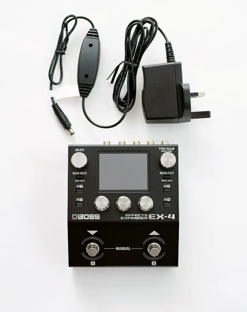 BOSS EX-4 Effects Expander Pedal What's In The Box.webp