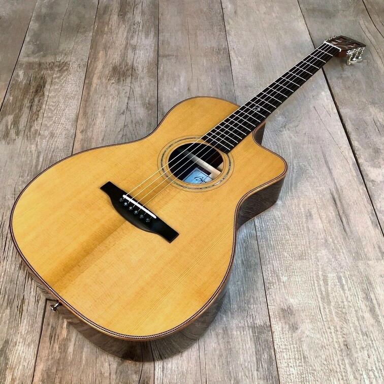Boucher Modèle Signature JP Cormier 000 K&K Naturelle Guitare Acoustique